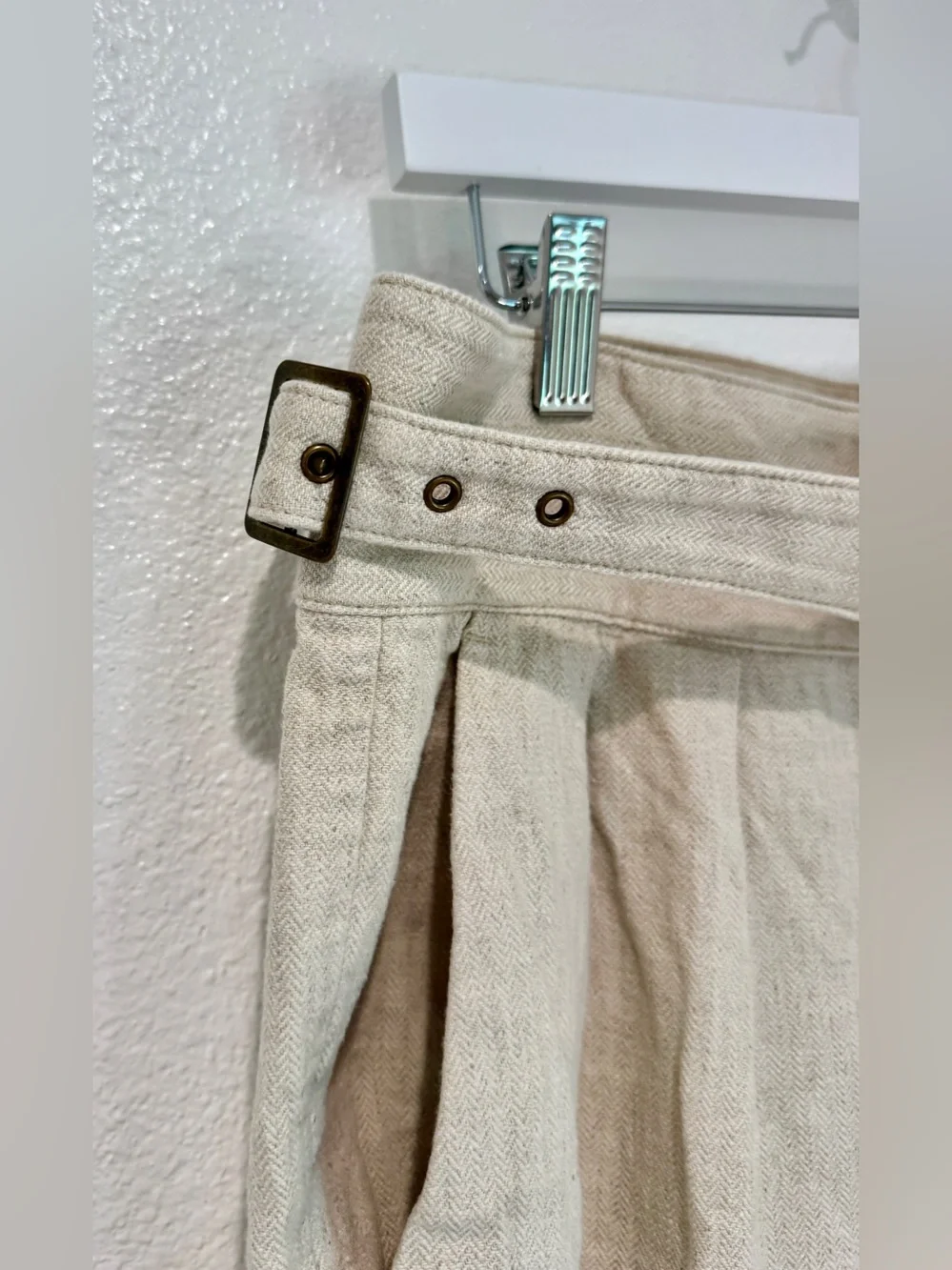Banana Republic 55% linen
